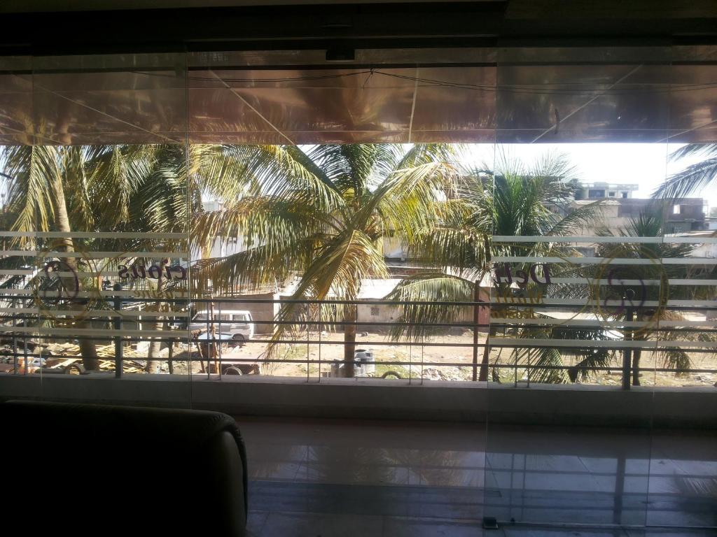 Royal Inn Ankleshwar Exterior photo