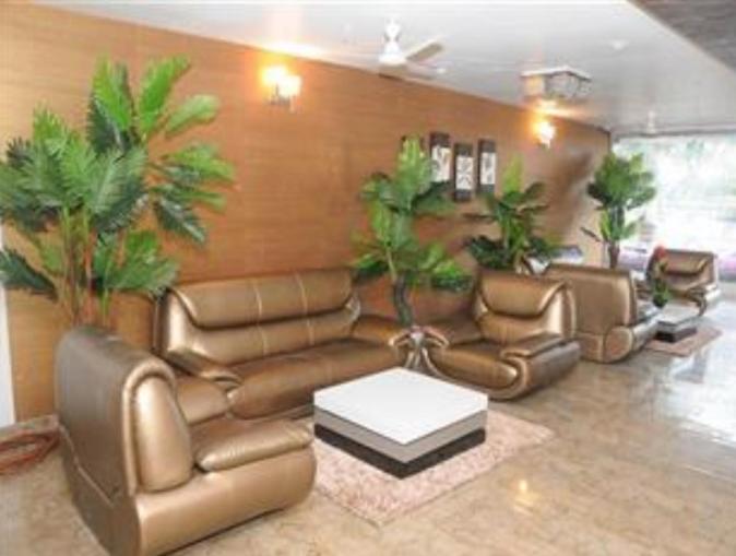 Royal Inn Ankleshwar Exterior photo